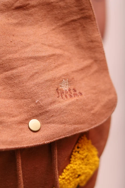 Mochila Flor de Ipê 2