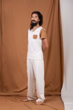 Camiseta com Botões de Coco