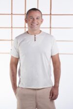 Camiseta com Botões de Coco