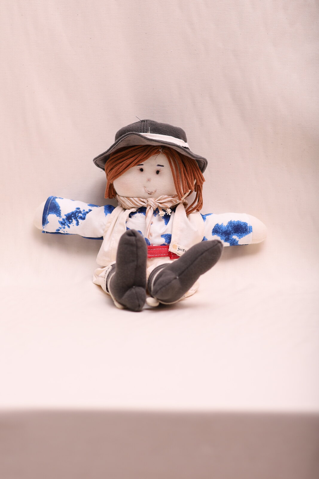 Boneco Gaúcho Boneco Gaúcho de algodão agroecológico, sentado