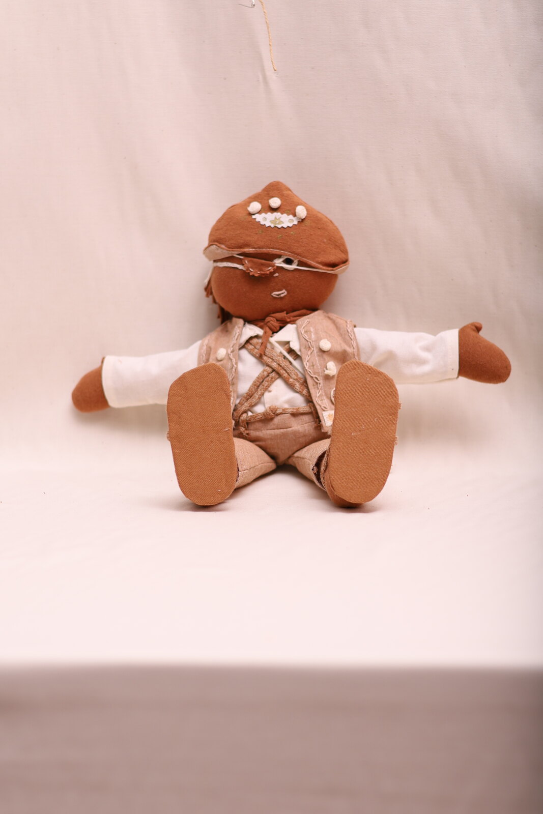 Boneco Lampião Boneco Lampião de algodão agroecológico, sentado